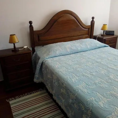 Aqui Rocha بورتيماو