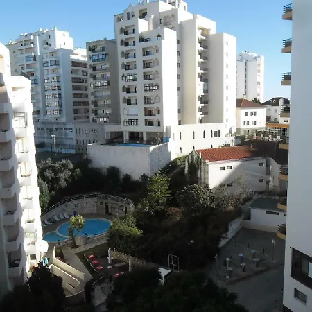 Apartamento Aqui Rocha *