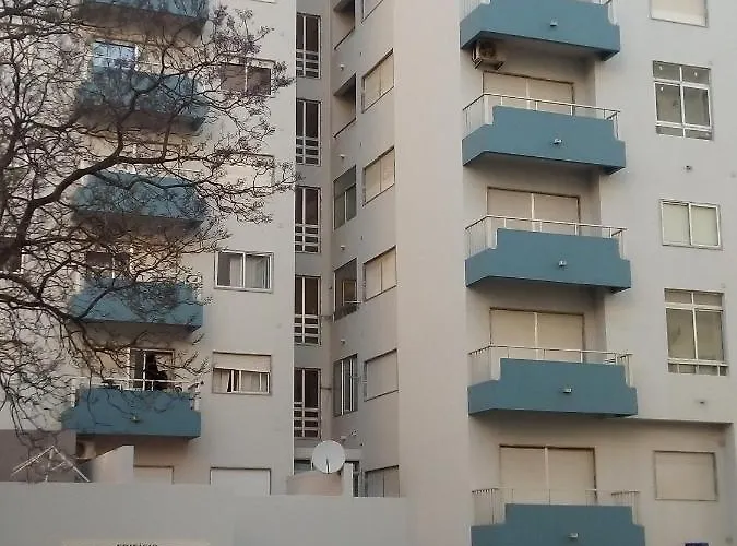 Aqui Rocha アパート *